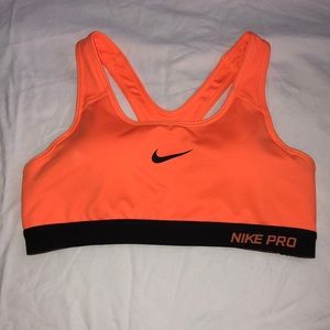 Never worn Nike Pro sports bra
